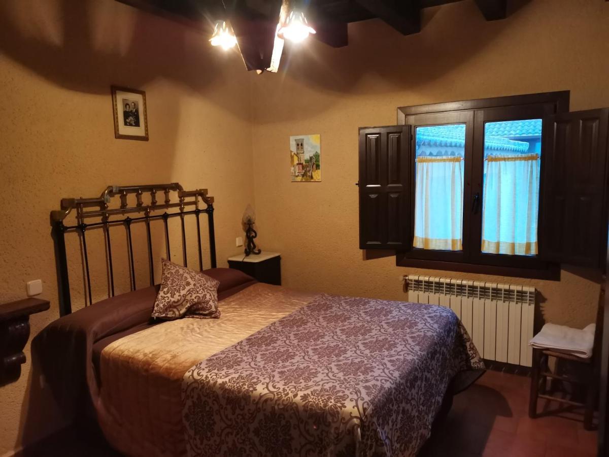 Turrubuelo Casa Rural La Casa De Los Pollos מראה חיצוני תמונה