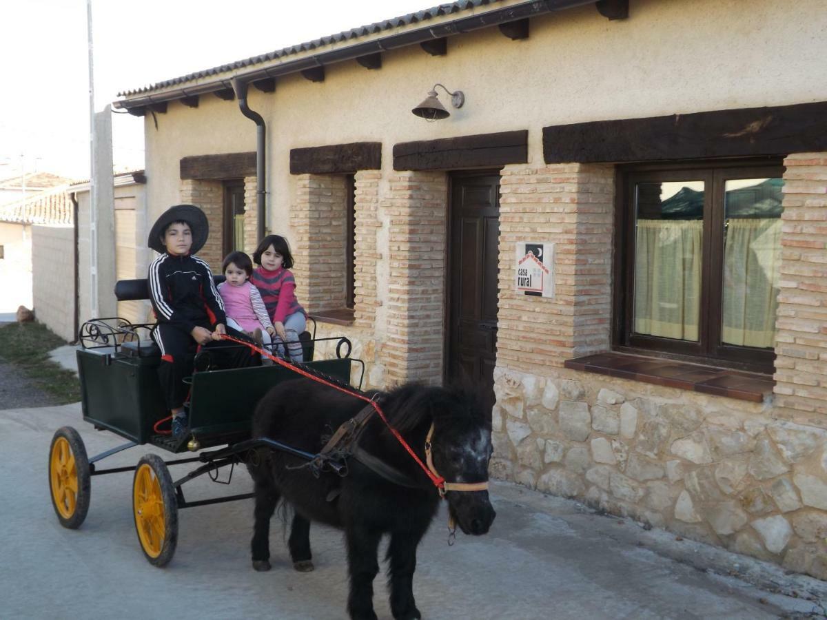 Turrubuelo Casa Rural La Casa De Los Pollos מראה חיצוני תמונה